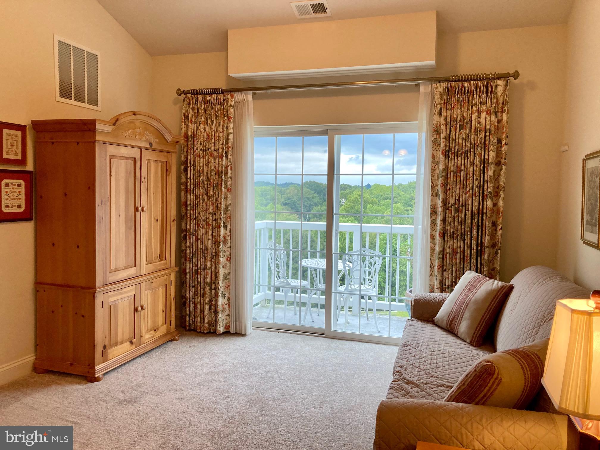 GREENBRIER HILLS - Residential