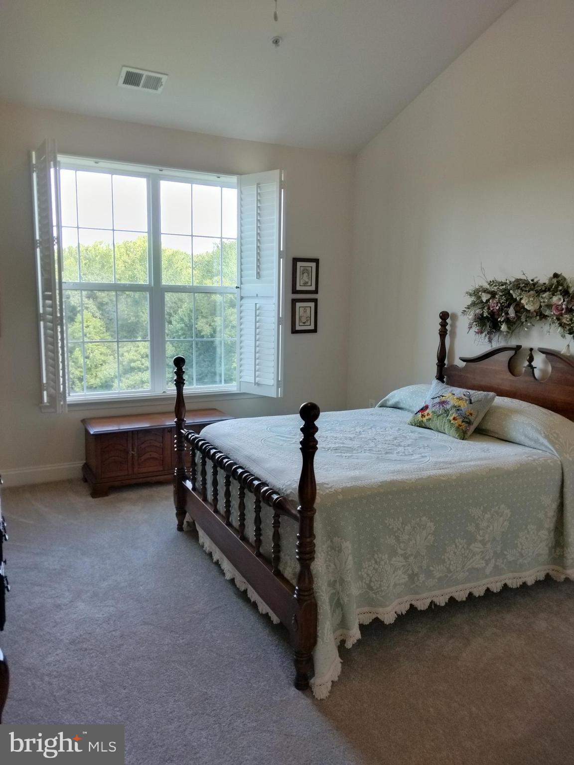 GREENBRIER HILLS - Residential