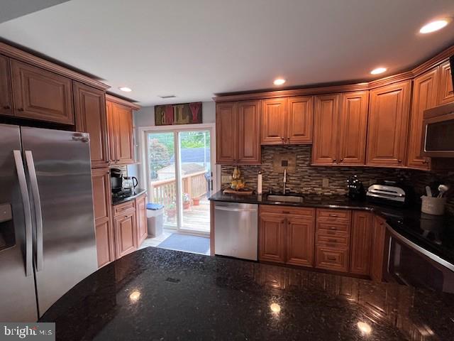 FEASTERVILLE - Residential