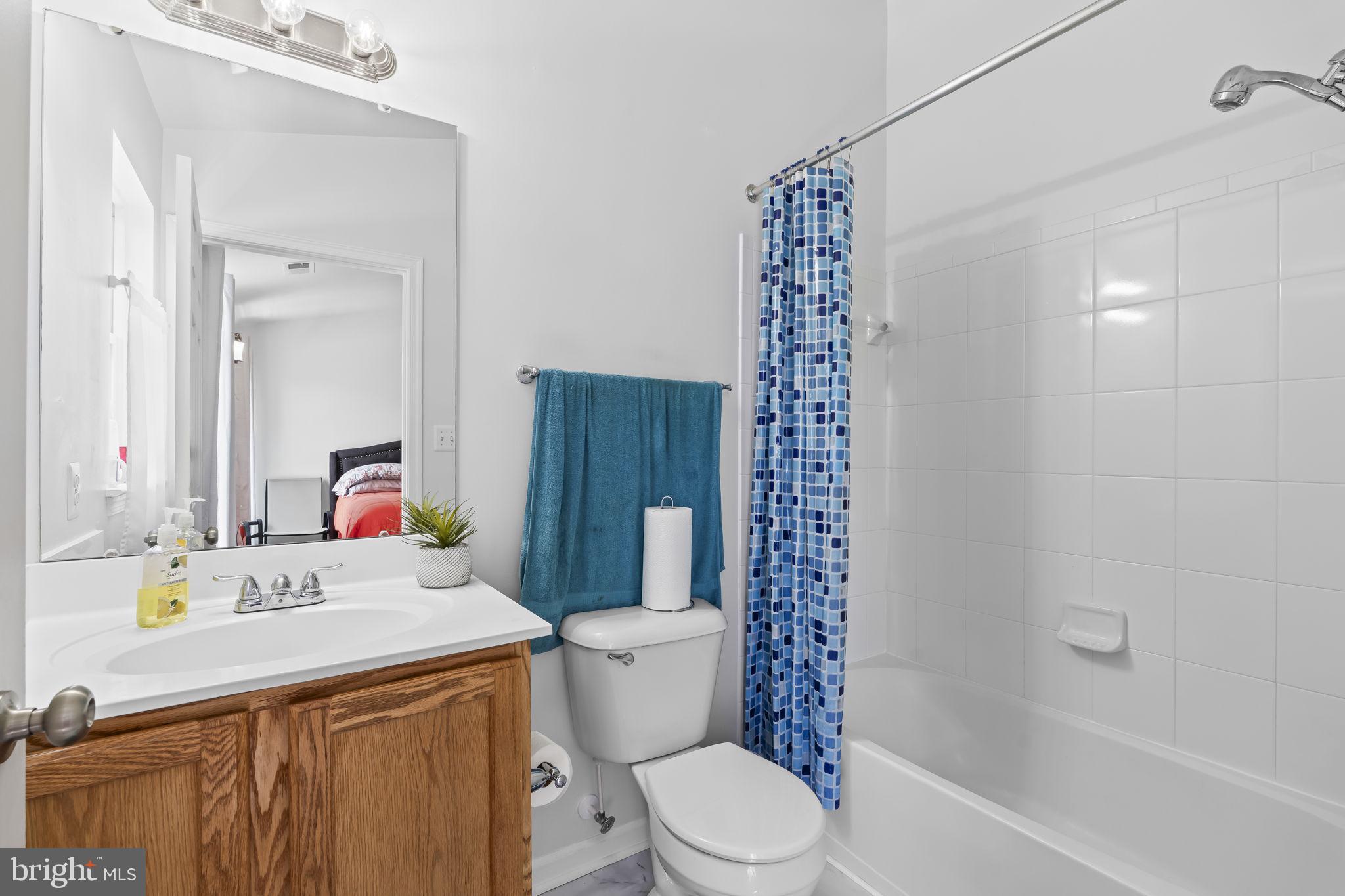 OAKHURST II - Residential