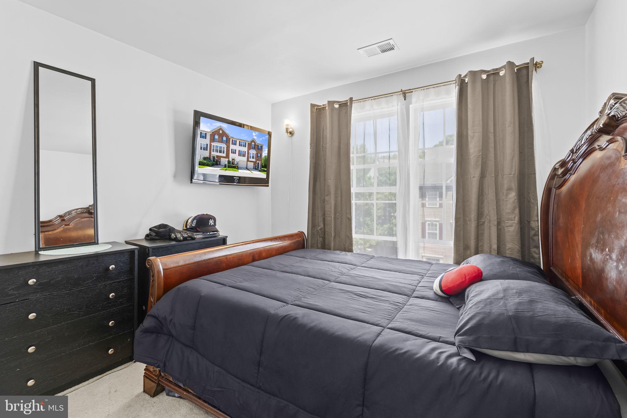 OAKHURST II - Residential
