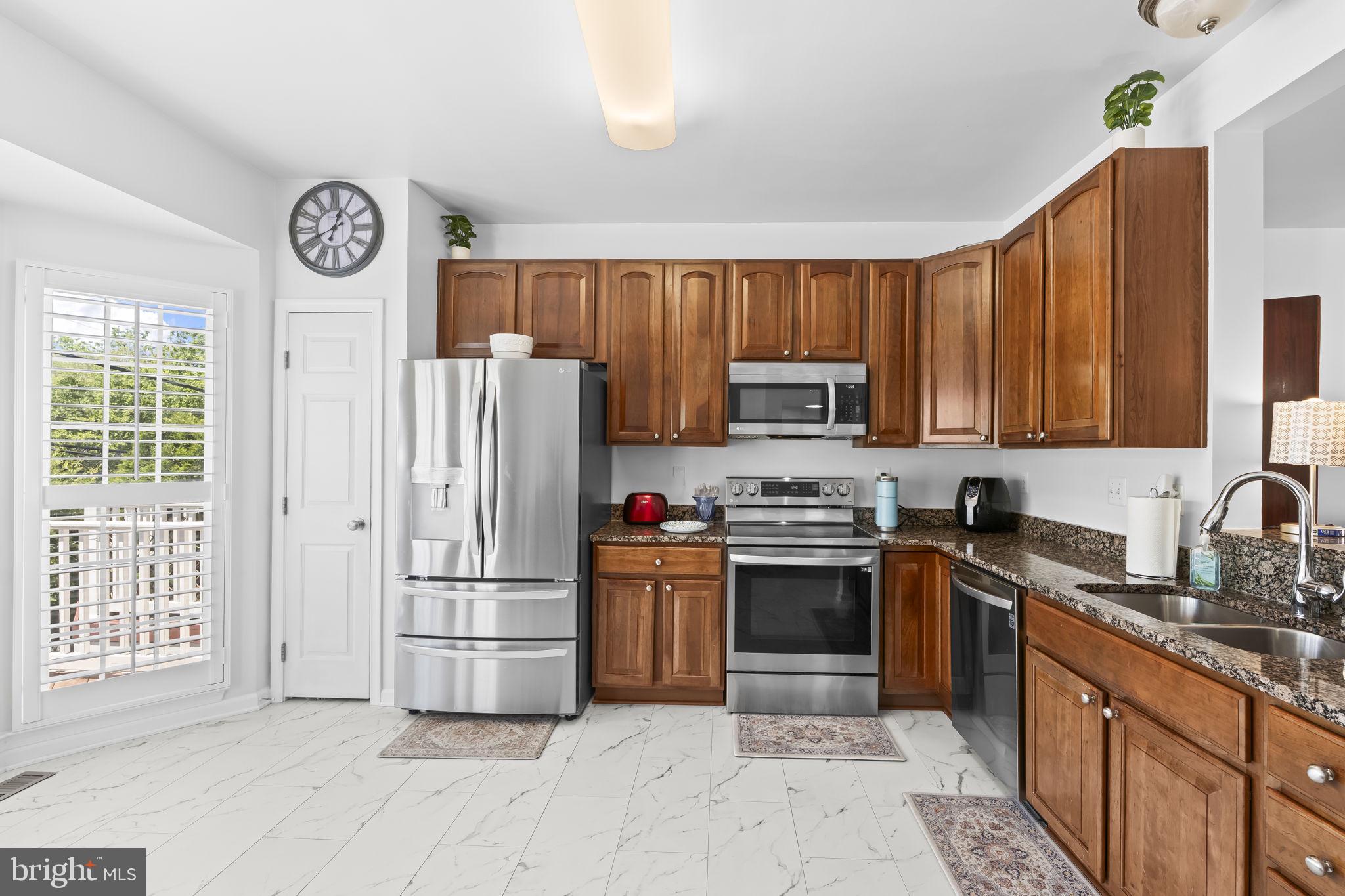 OAKHURST II - Residential
