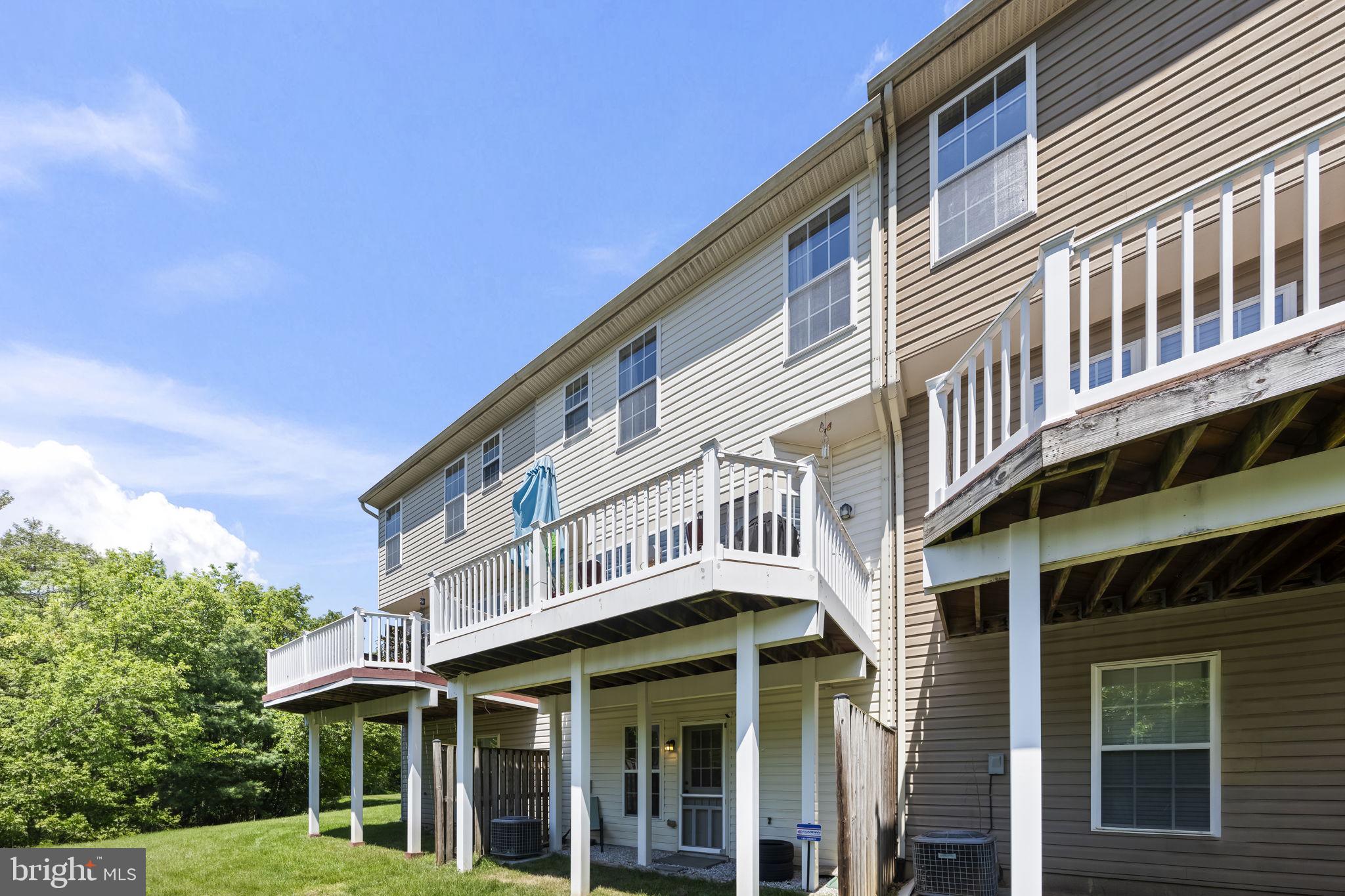 OAKHURST II - Residential