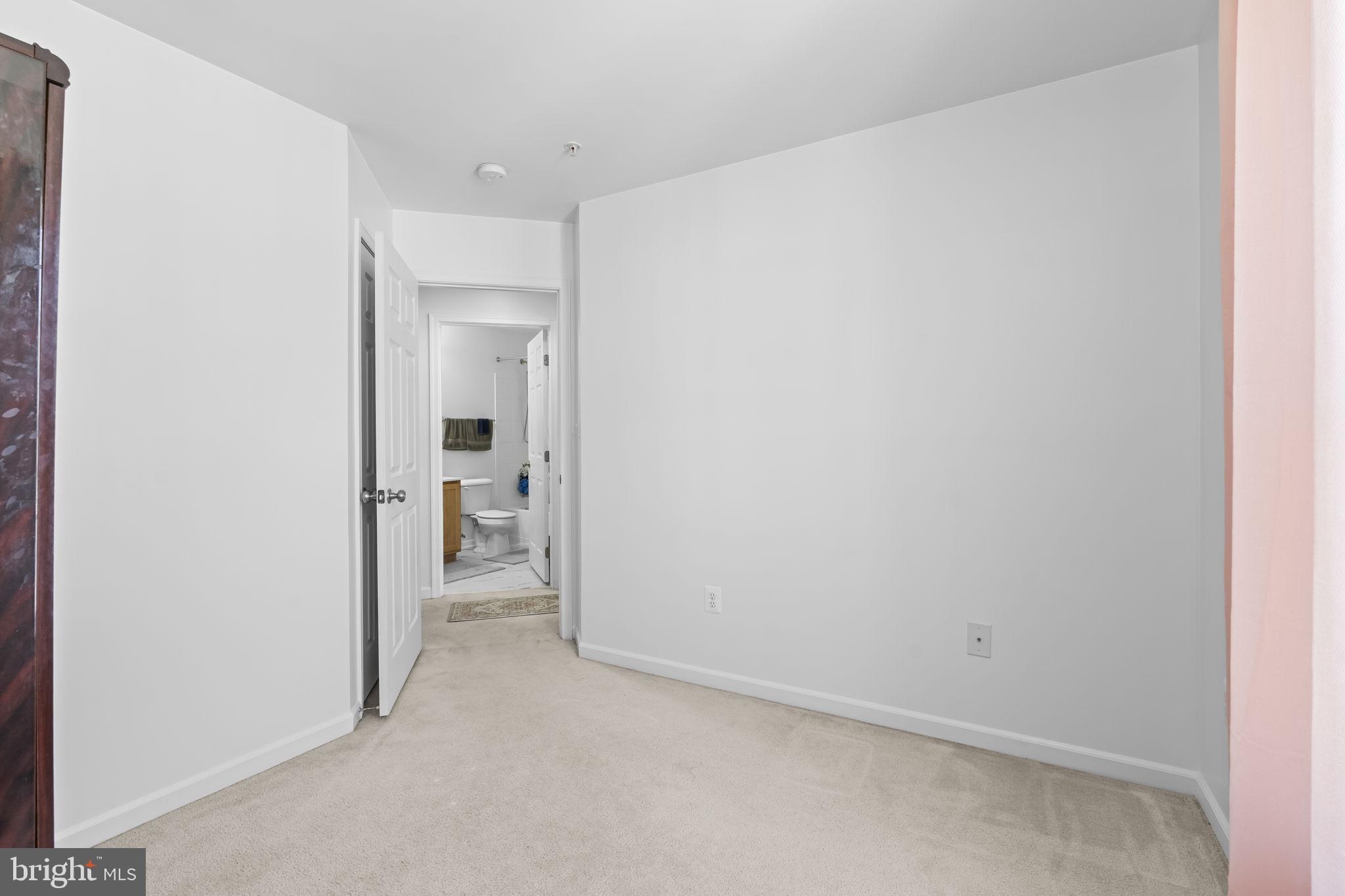OAKHURST II - Residential