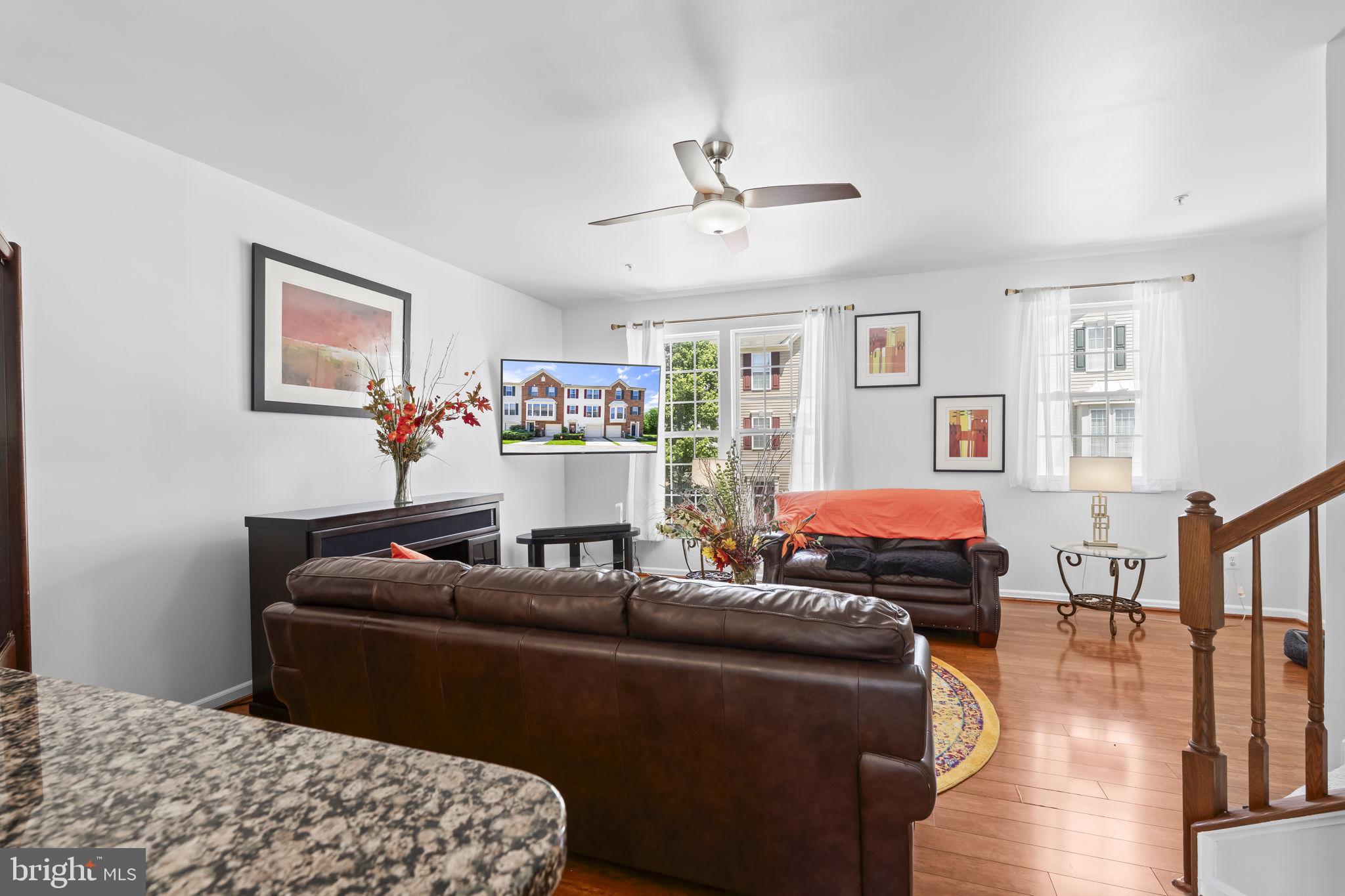 OAKHURST II - Residential