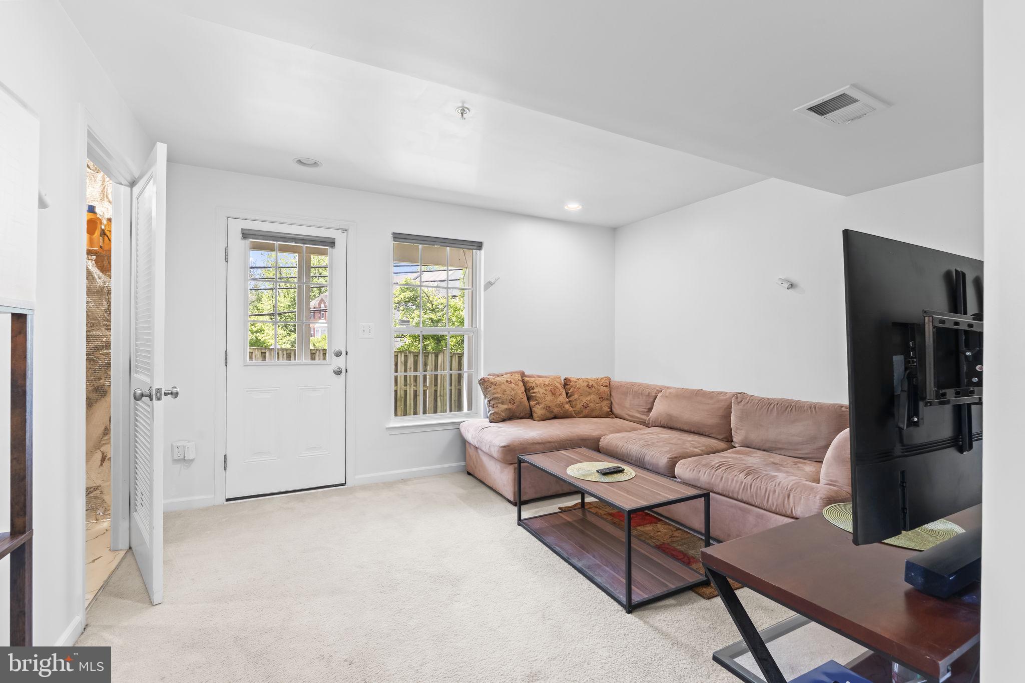 OAKHURST II - Residential