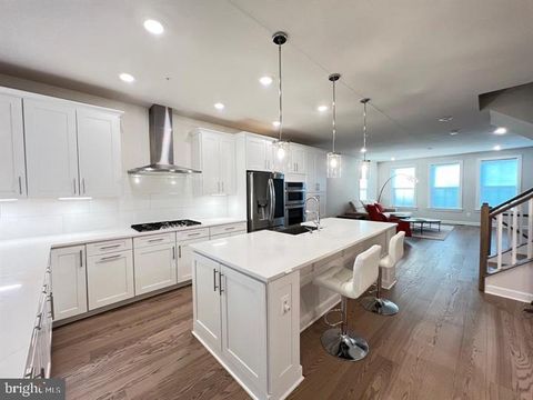 6730 24TH COURT N ARLINGTON VA 22205