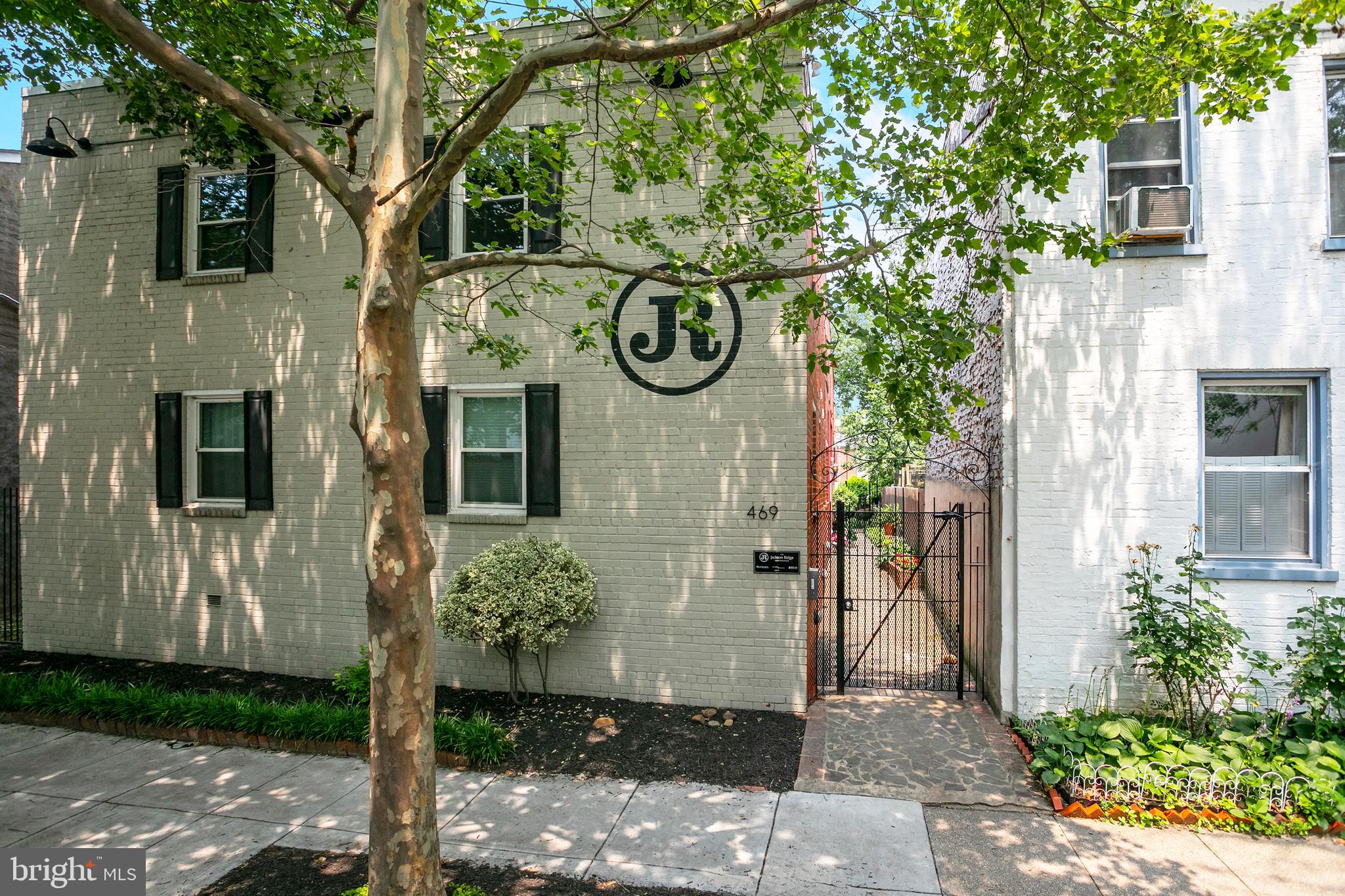 469 RIDGE STREET NW 1