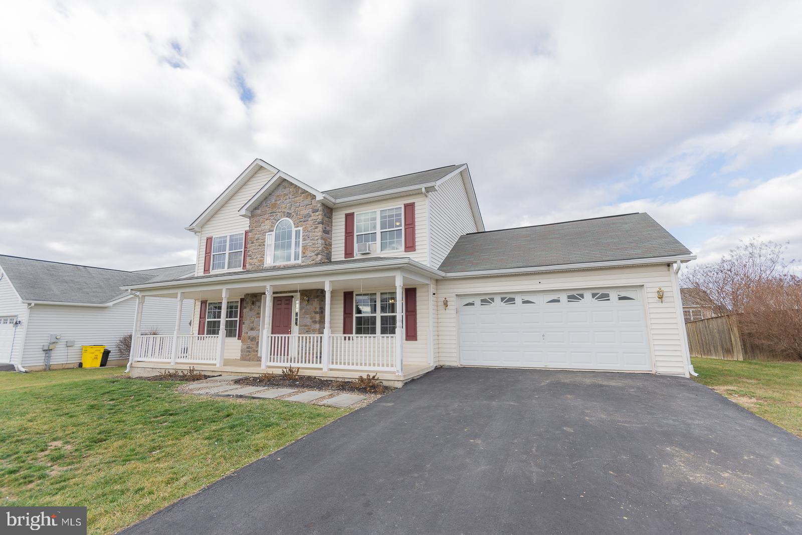 SPRING HILL - Residential