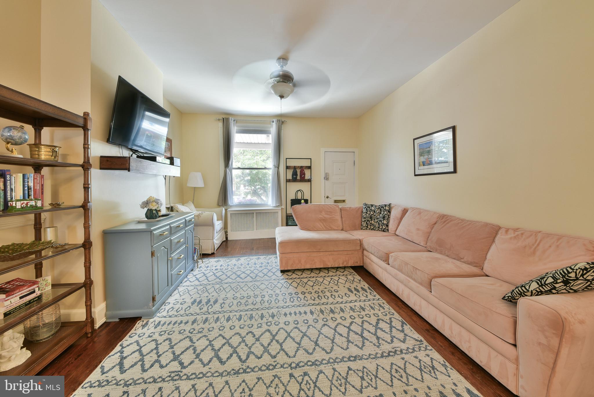 EAST FALLS - Residential