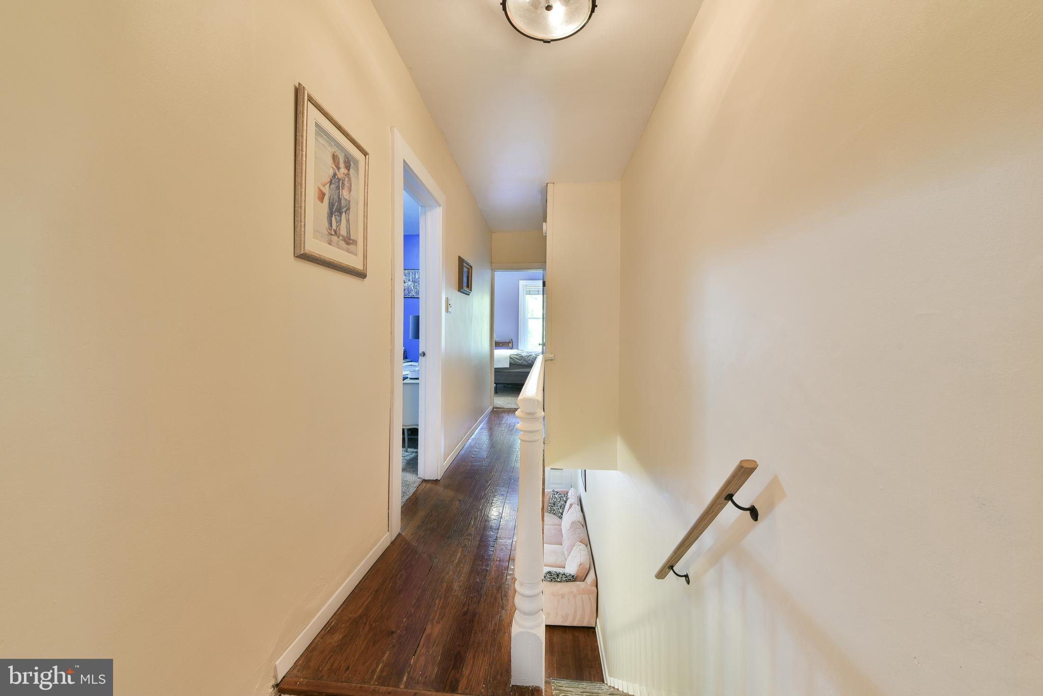 EAST FALLS - Residential