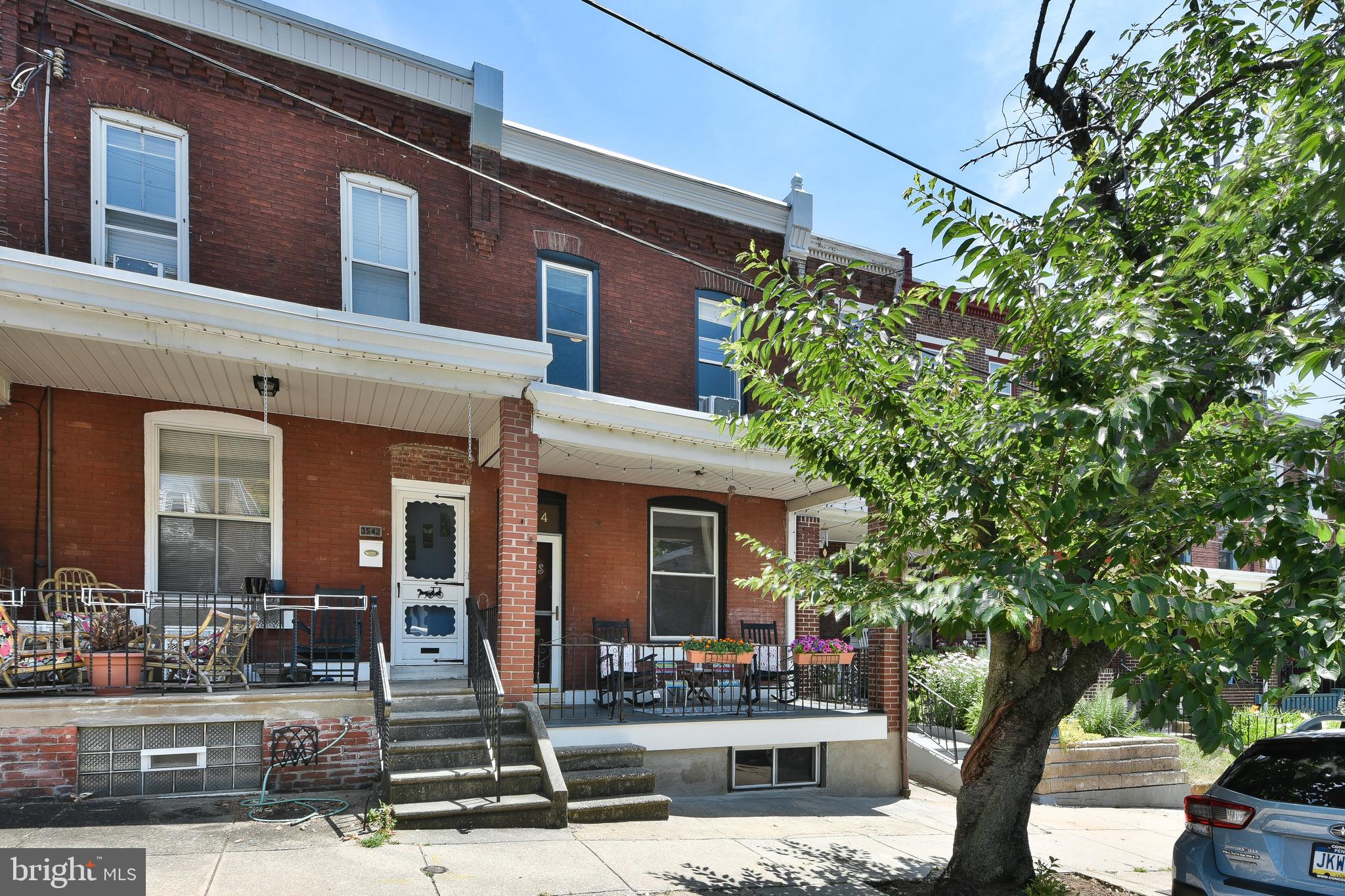 EAST FALLS - Residential