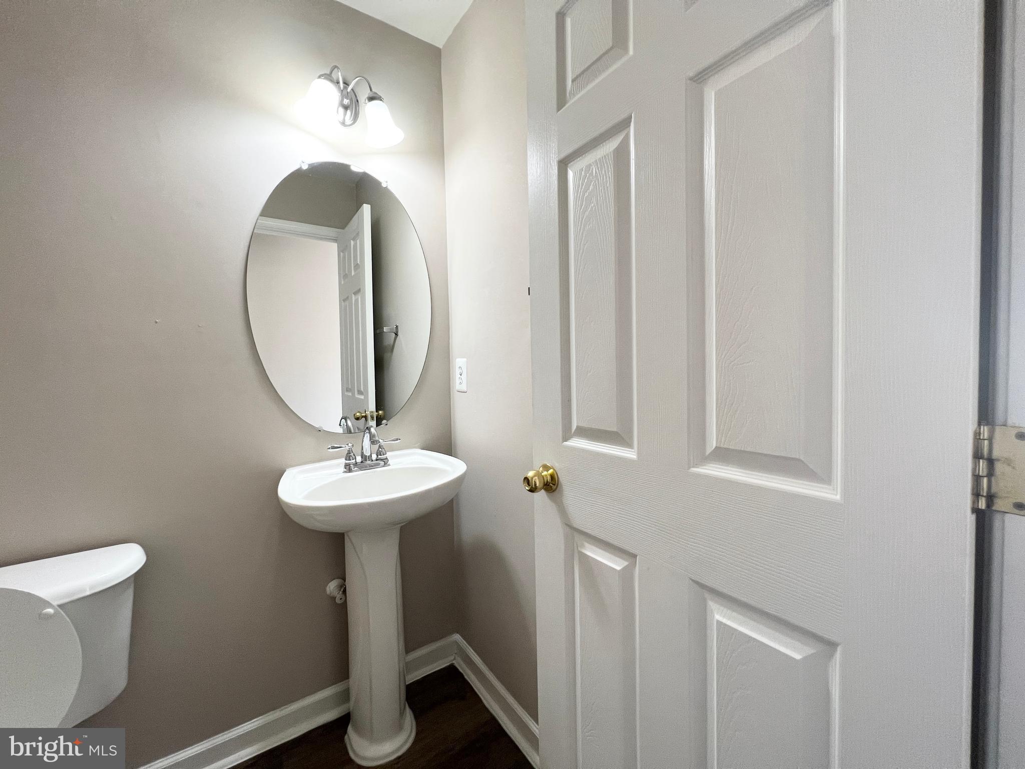 THE FALLS AT LEE'S PARKE - Residential