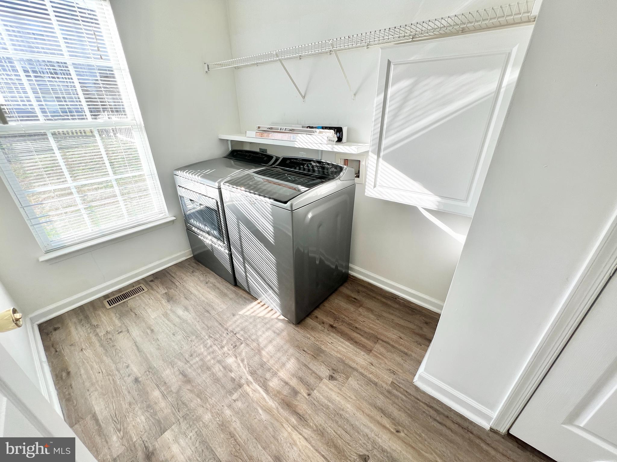 THE FALLS AT LEE'S PARKE - Residential