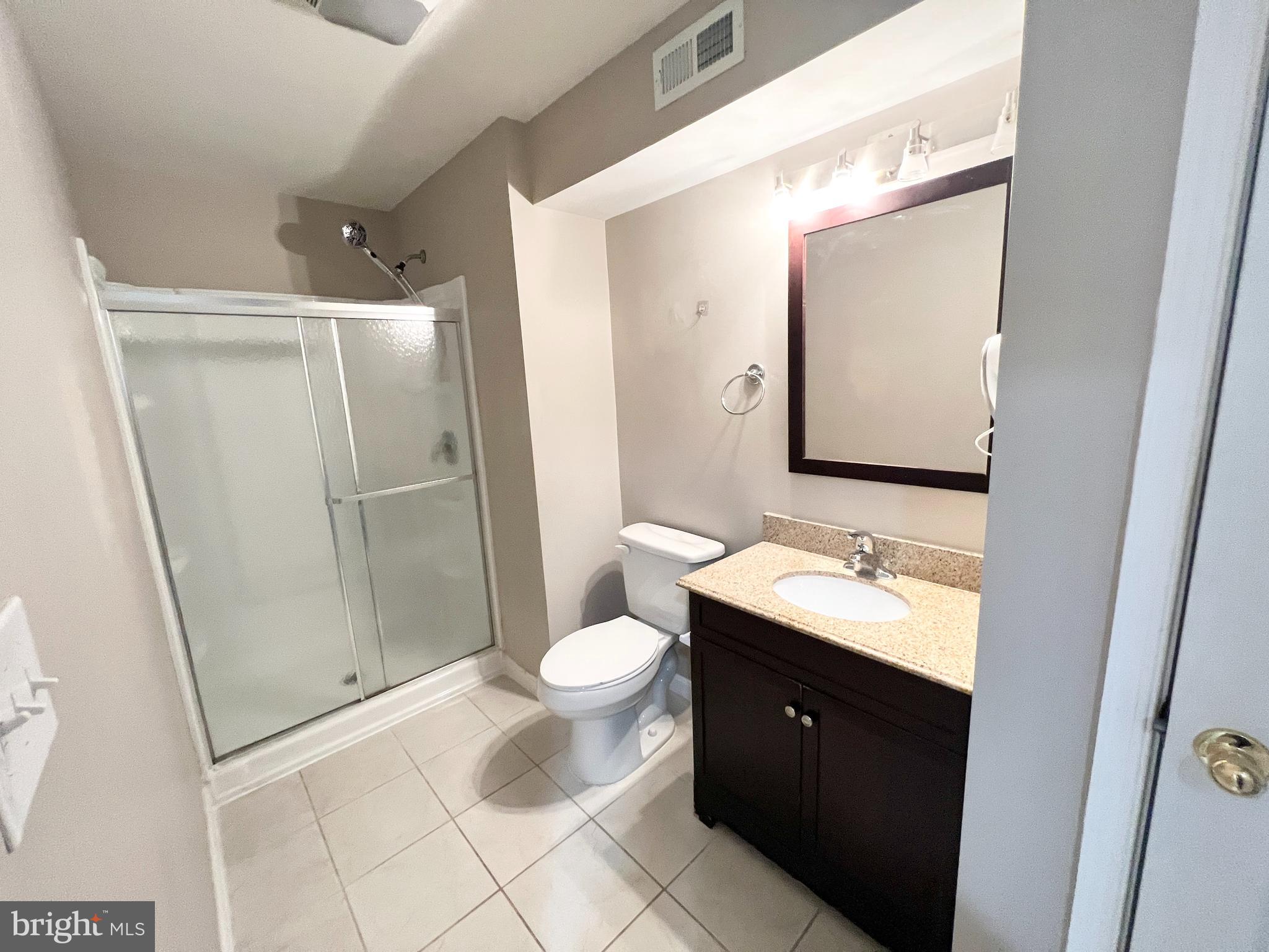 THE FALLS AT LEE'S PARKE - Residential