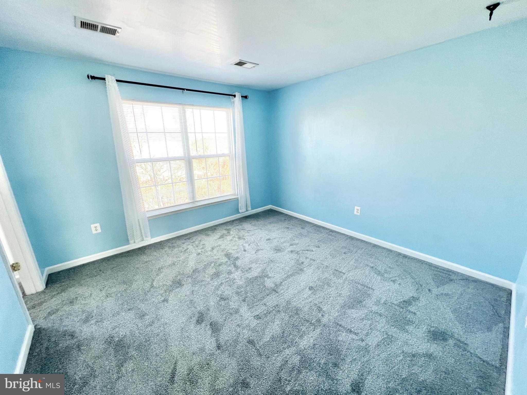 THE FALLS AT LEE'S PARKE - Residential