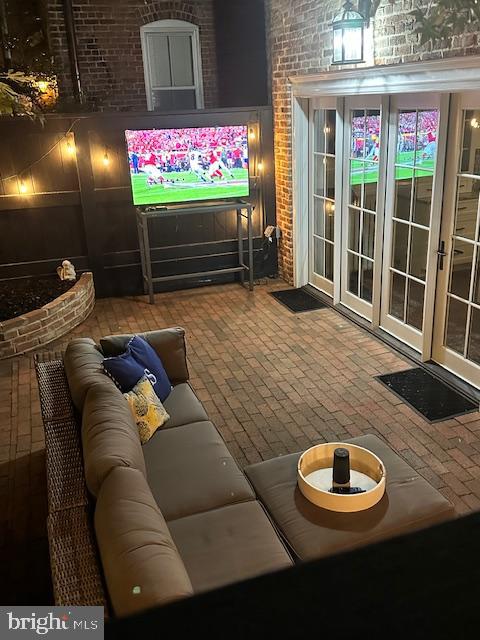 OLD TOWN ALEXANDRIA - Residential