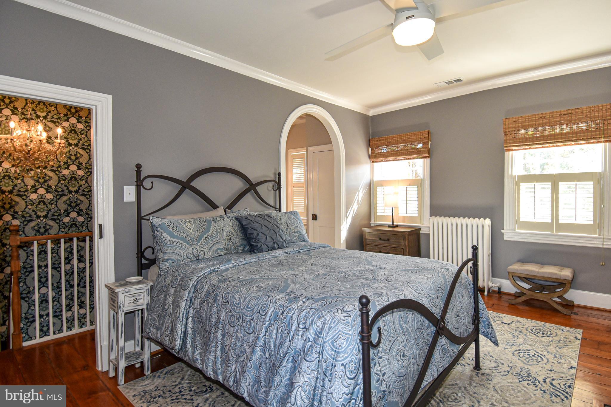 OLD TOWN ALEXANDRIA - Residential