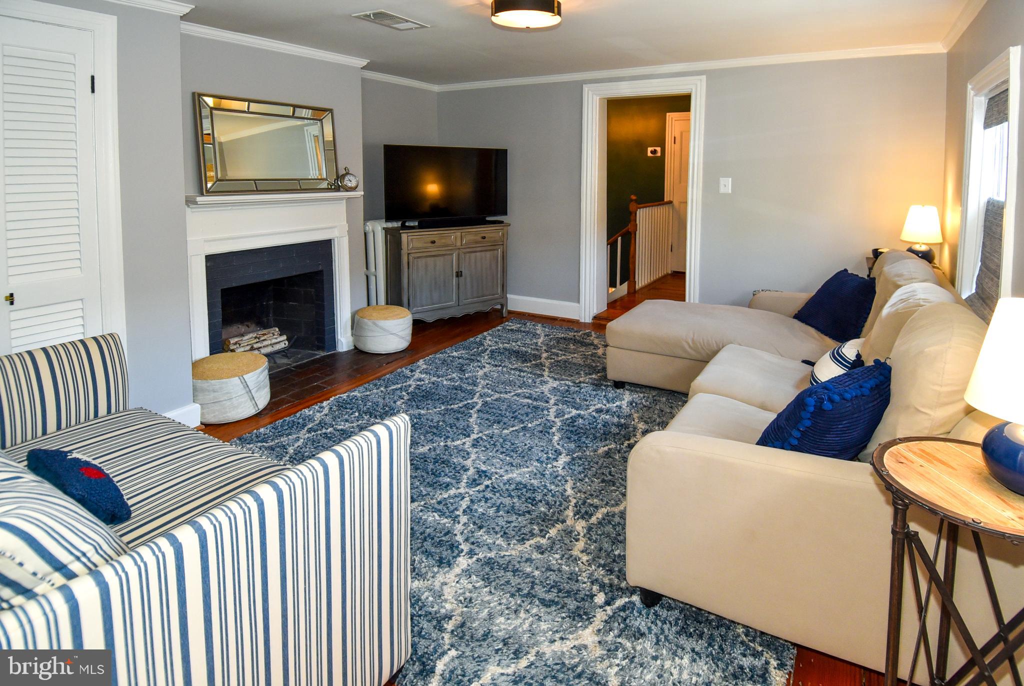 OLD TOWN ALEXANDRIA - Residential