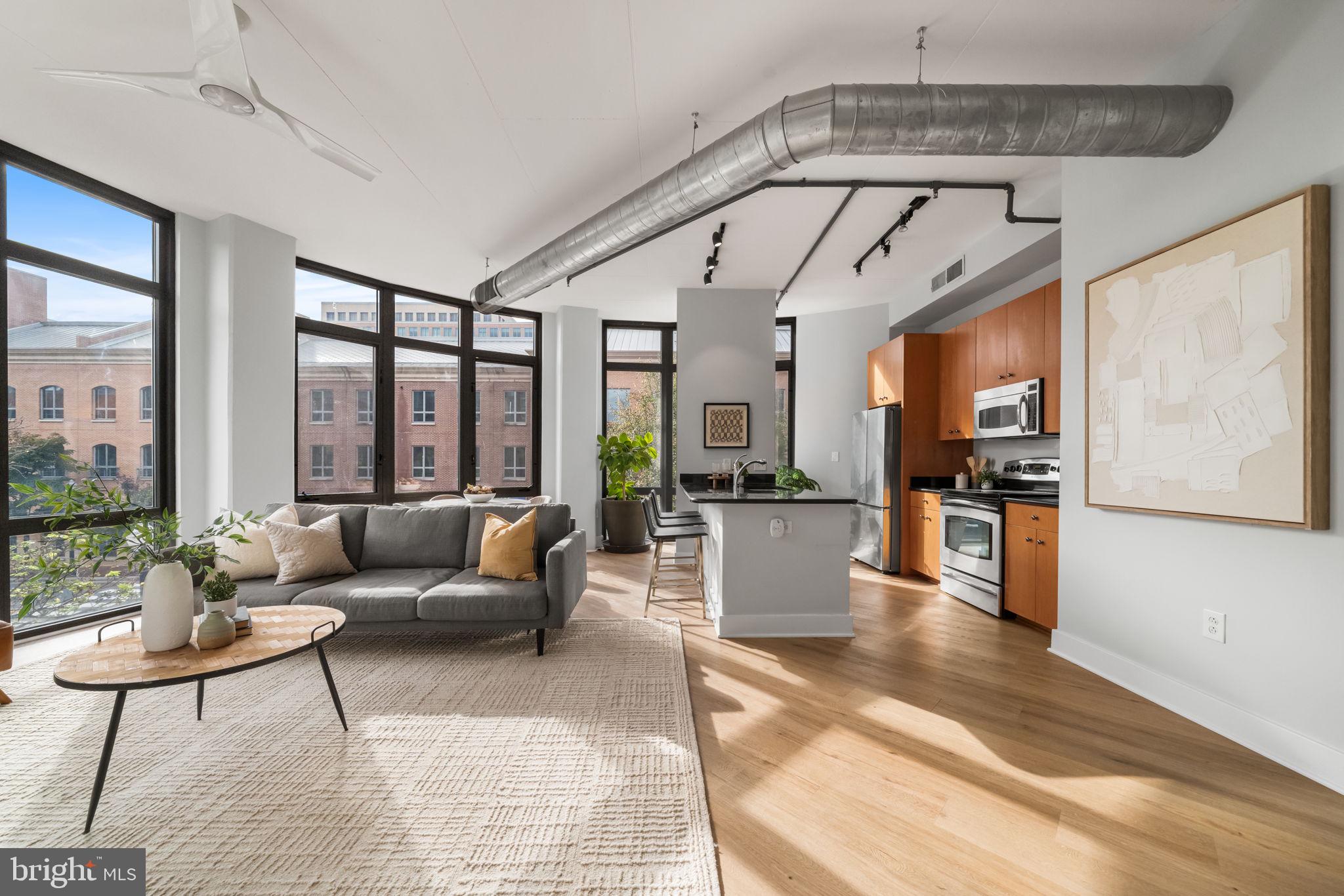 520 JOHN CARLYLE STREET 228