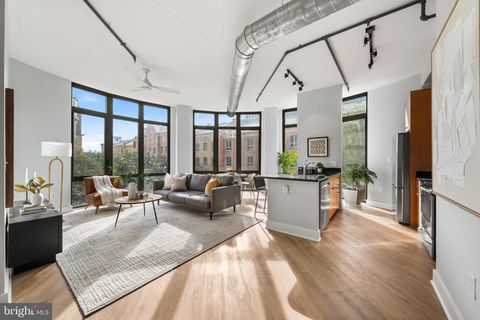 520 JOHN CARLYLE STREET 228 ALEXANDRIA VA 22314