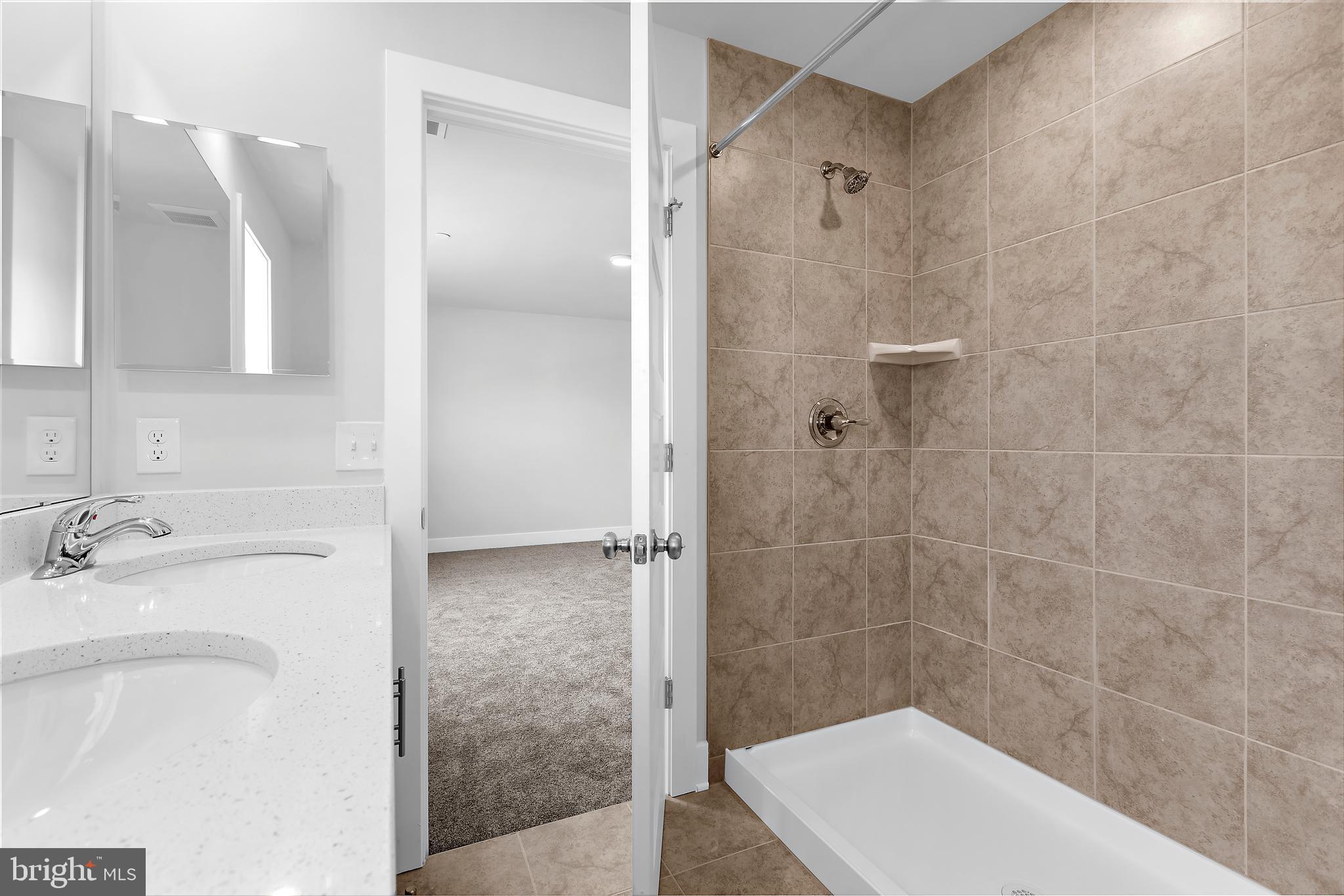 RIVIERA BEACH - Residential