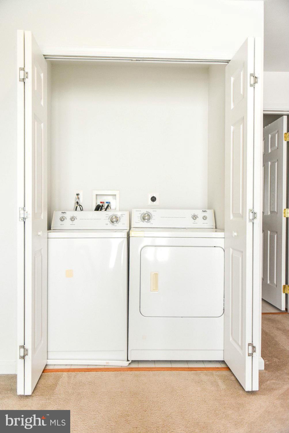 DAHLIA PARK OF WILDEWOOD - Residential