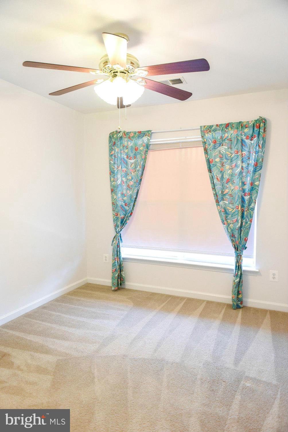 DAHLIA PARK OF WILDEWOOD - Residential