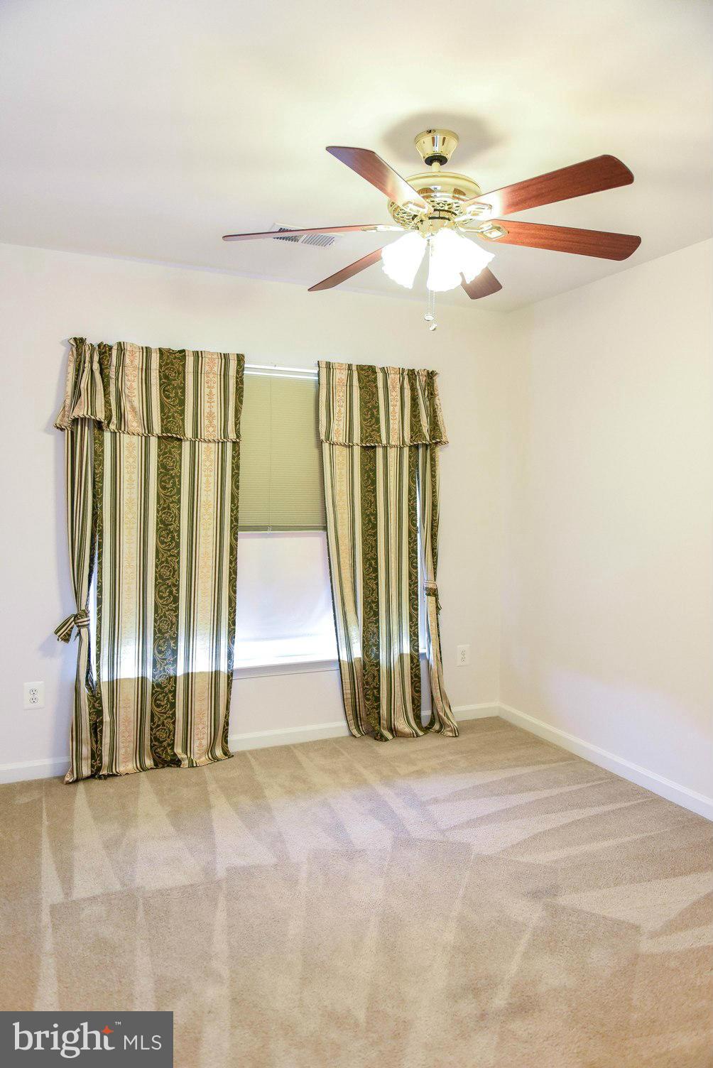 DAHLIA PARK OF WILDEWOOD - Residential