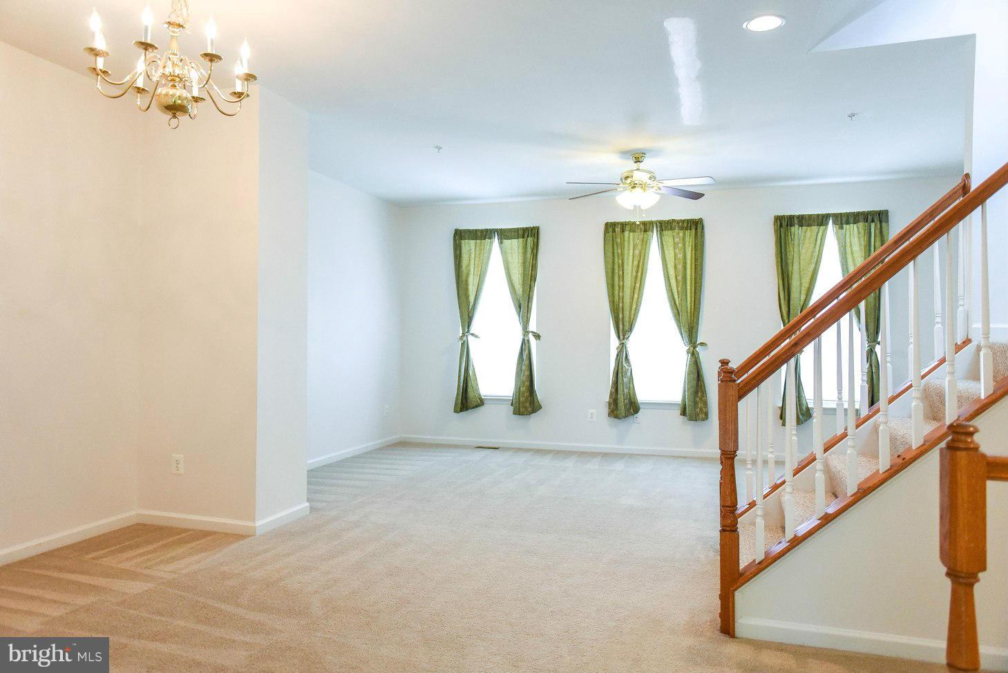 DAHLIA PARK OF WILDEWOOD - Residential