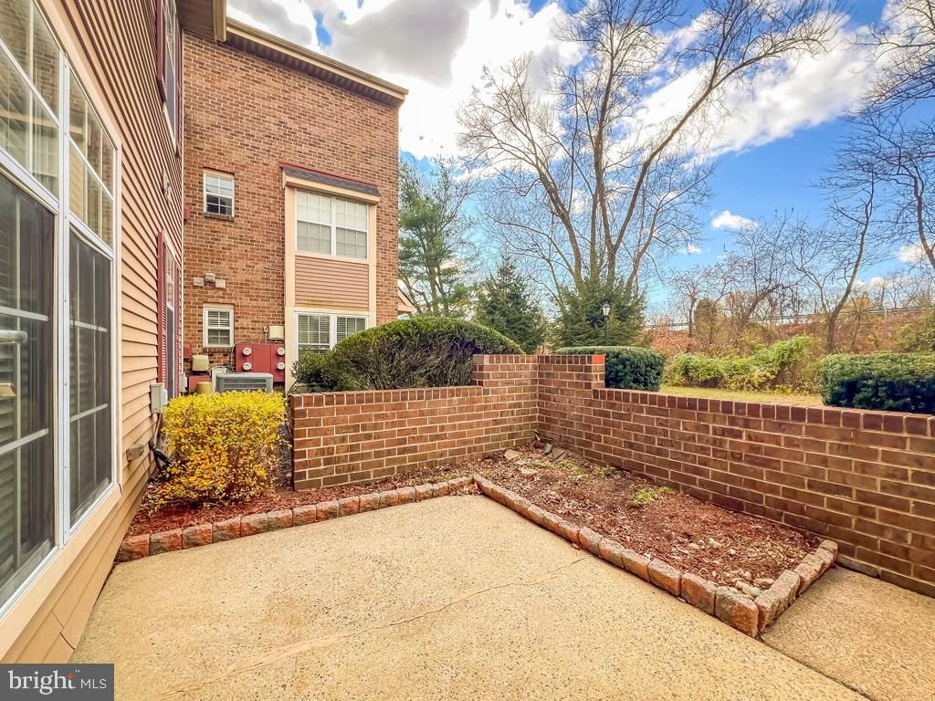 Photo of 654 Woodford Ln, YARDLEY, PA 19067 (MLS # PABU2109446)