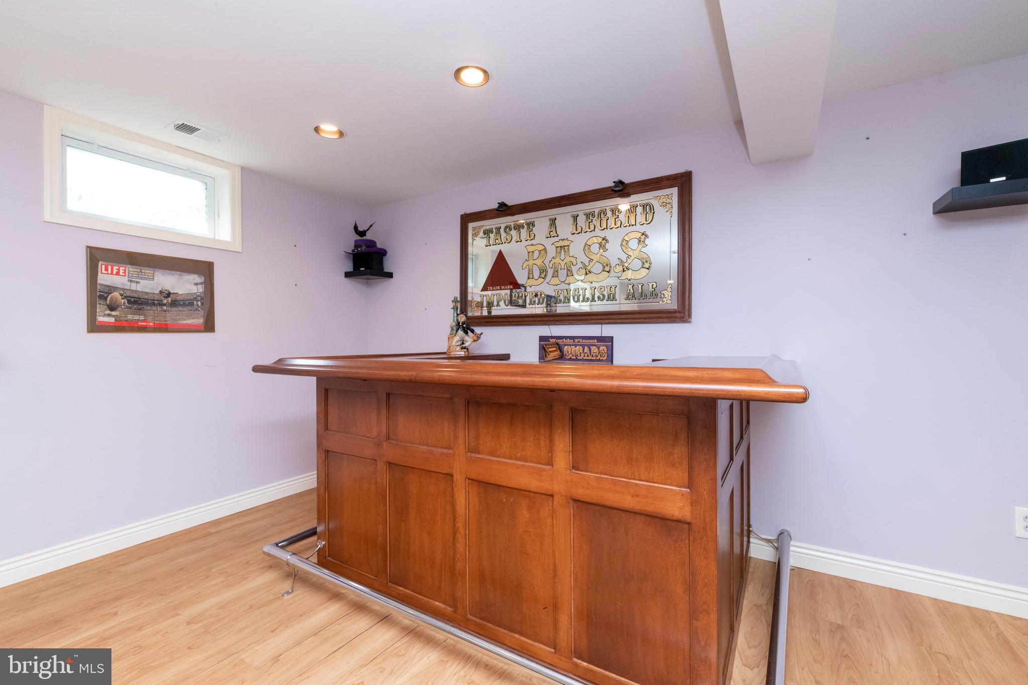 MEADOWLAND - Residential