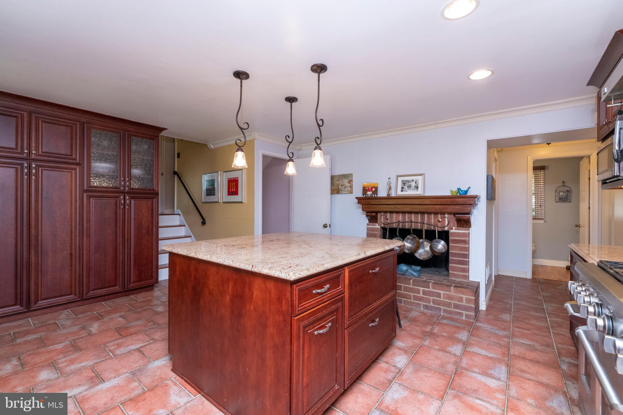 MEADOWLAND - Residential