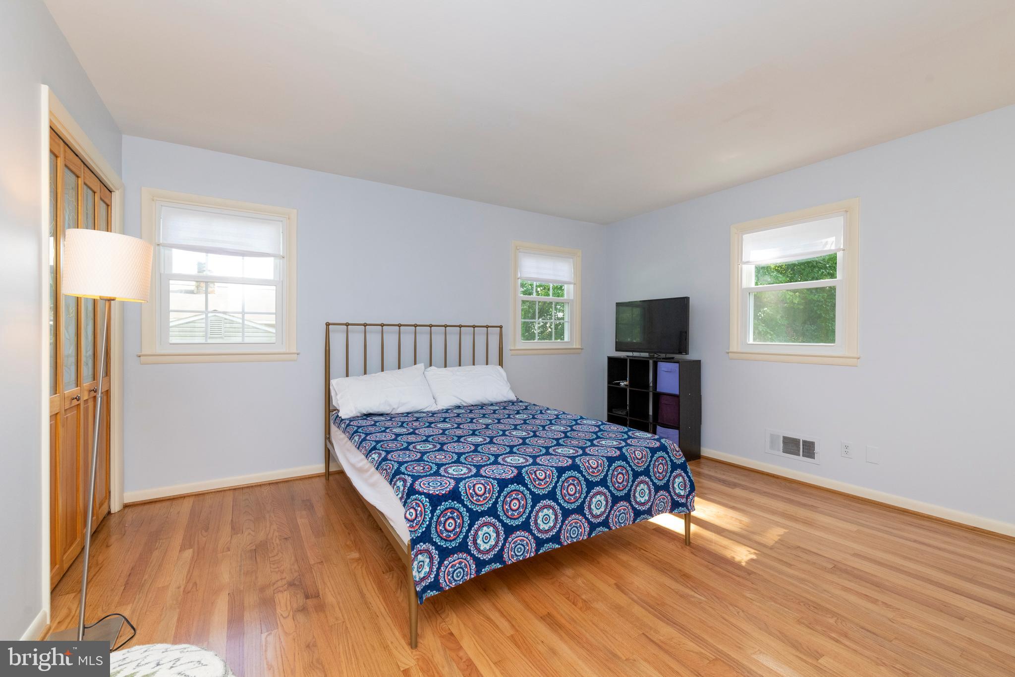 MEADOWLAND - Residential