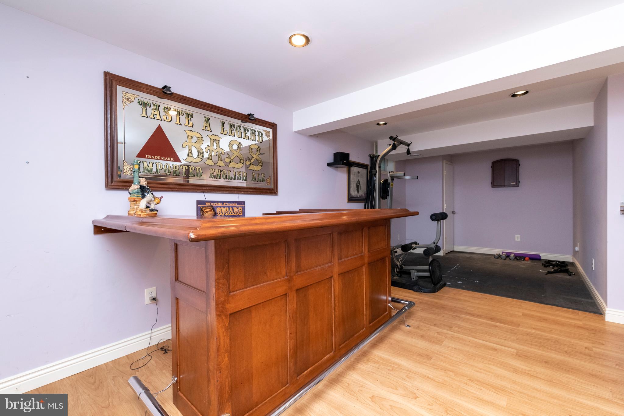 MEADOWLAND - Residential