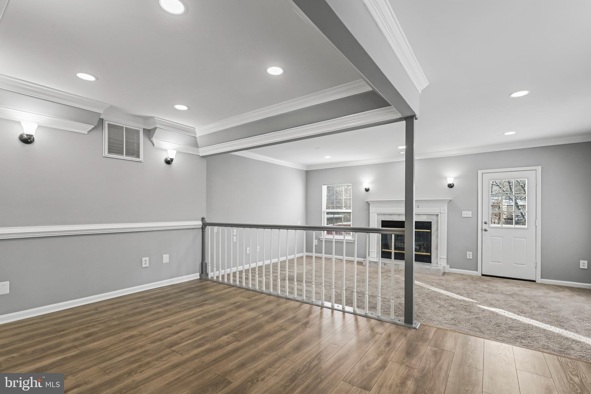 STONE RIVER - Residential