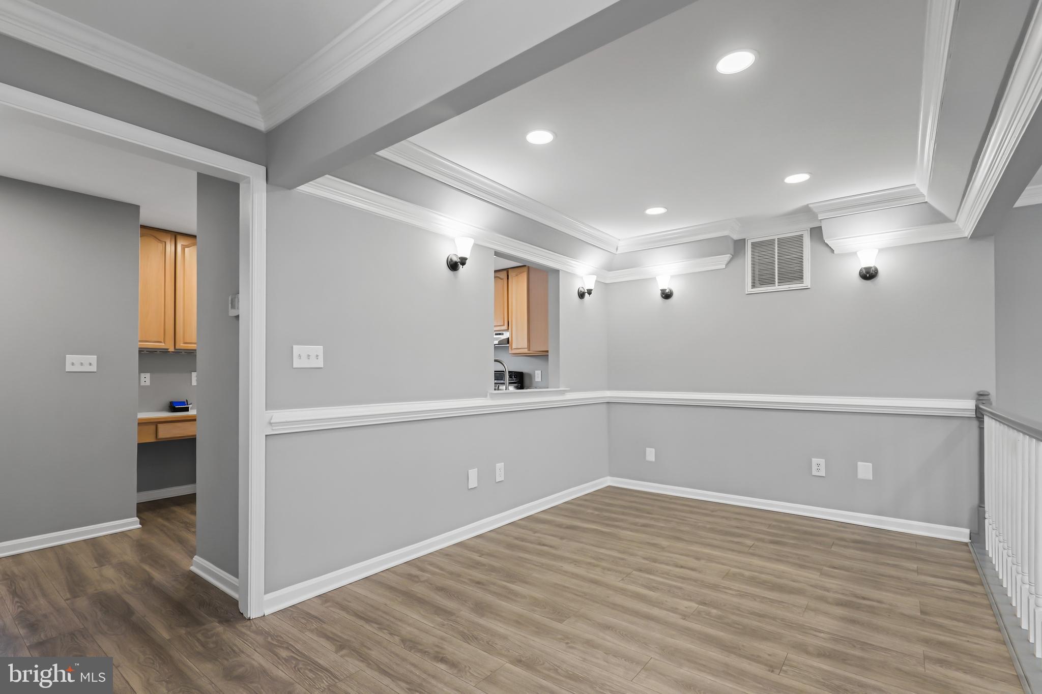 STONE RIVER - Residential