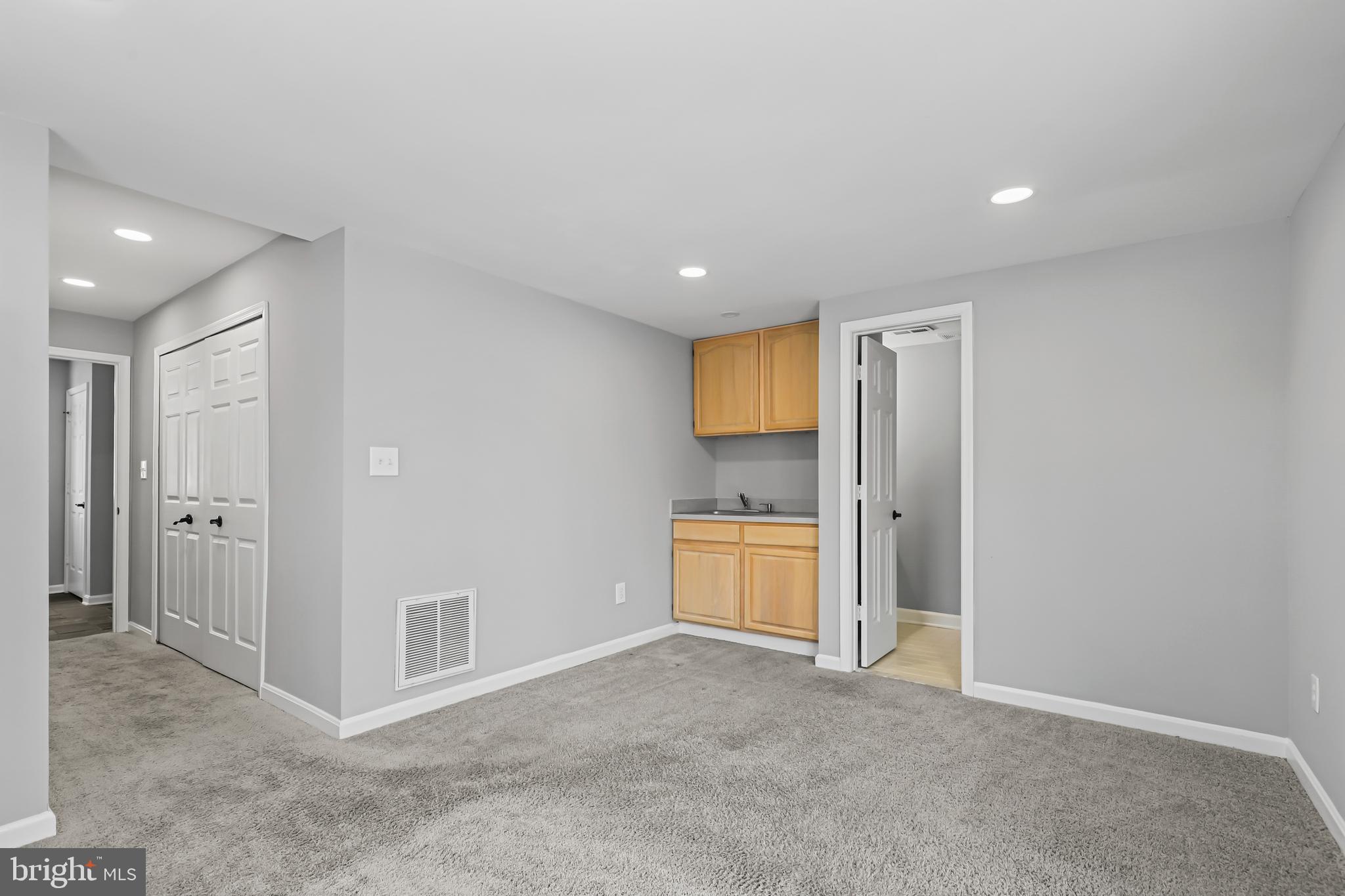 STONE RIVER - Residential