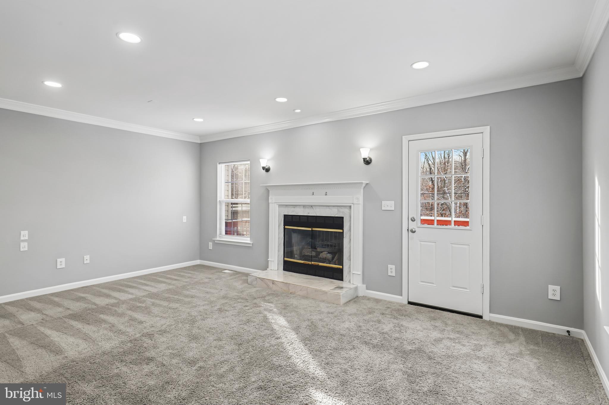 STONE RIVER - Residential