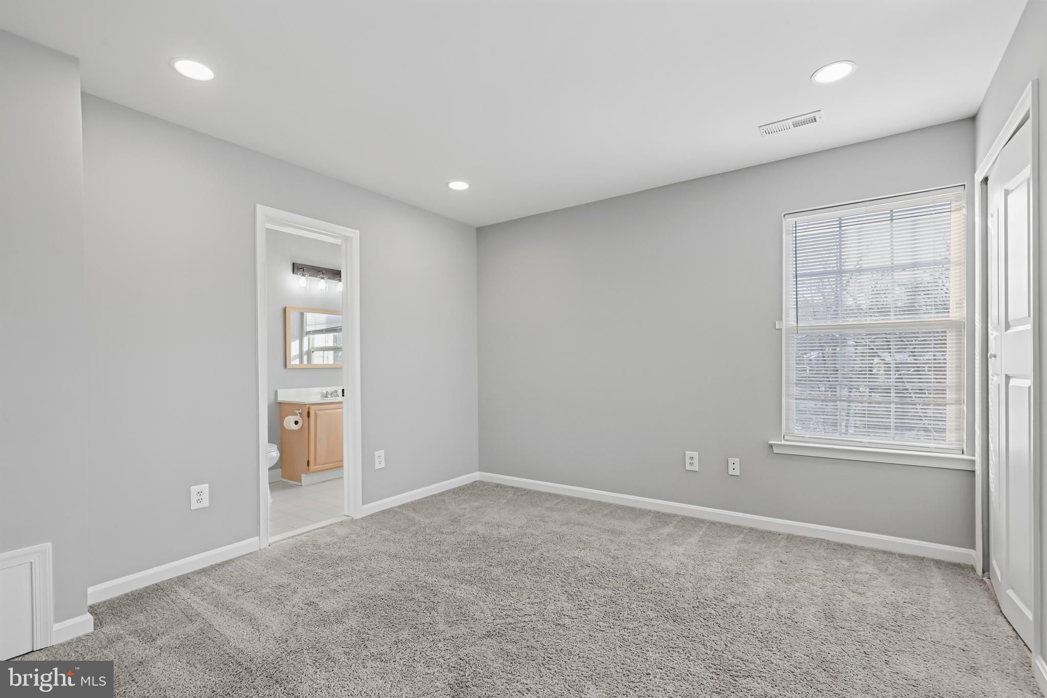 STONE RIVER - Residential