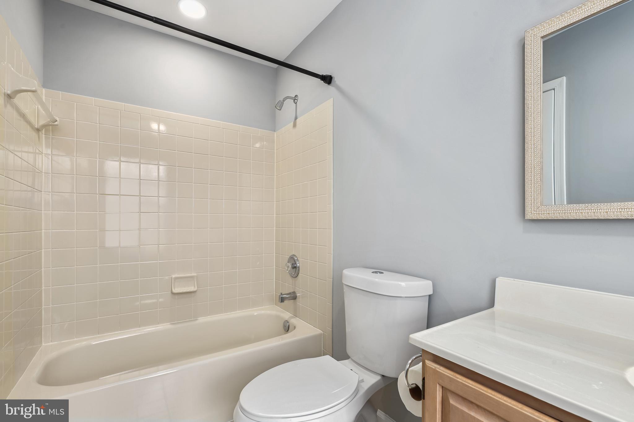 STONE RIVER - Residential