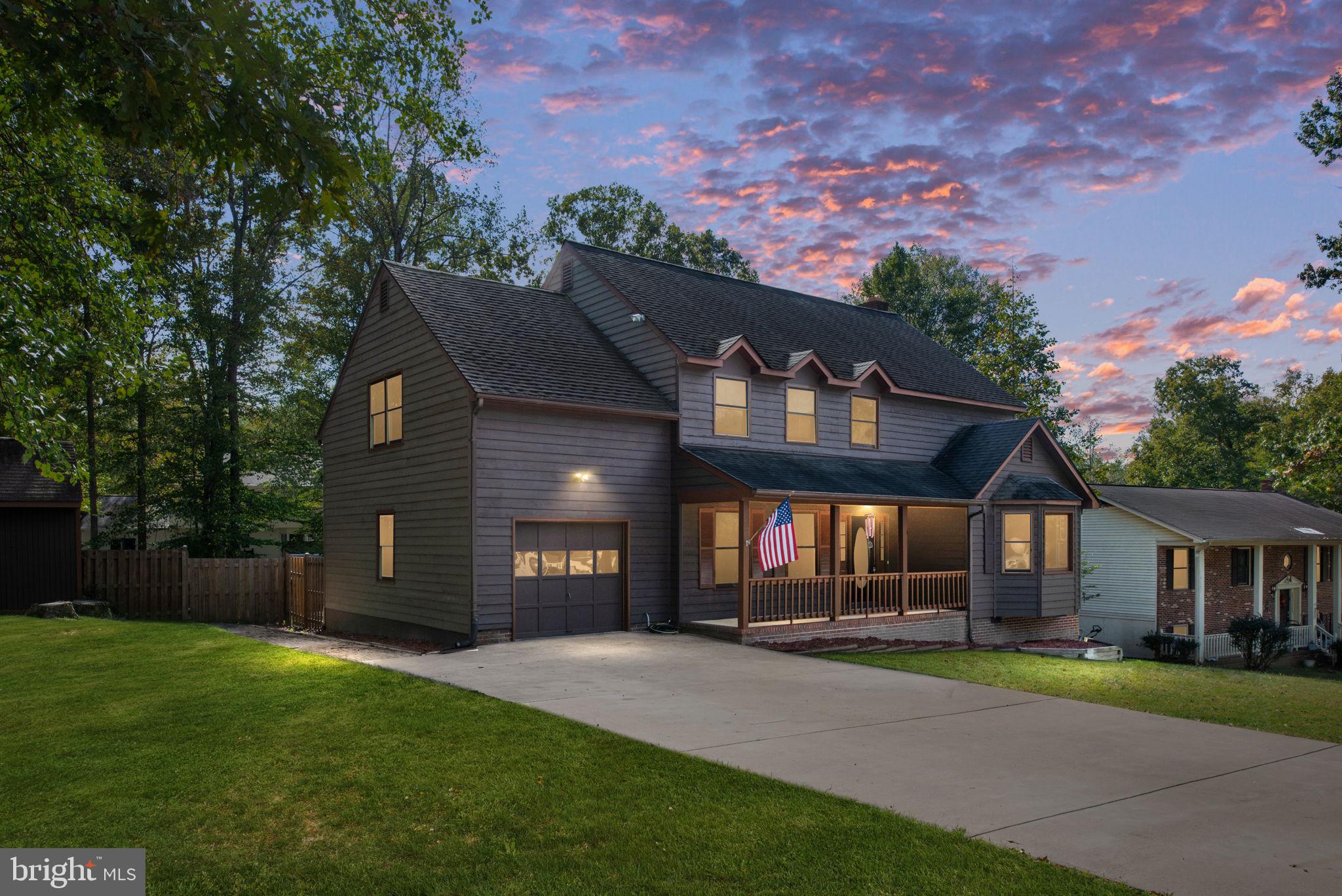 4 ENDICOTT LANE