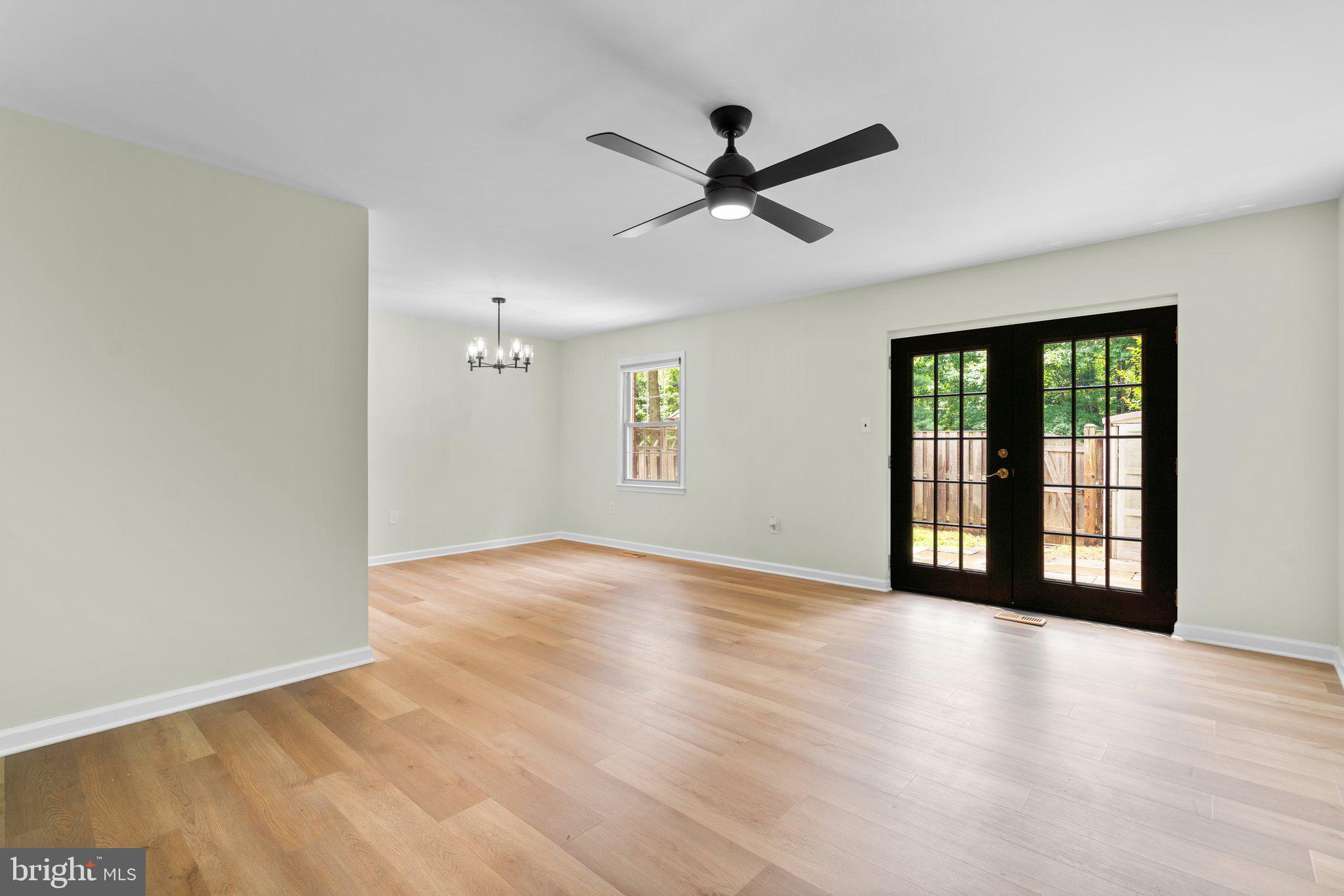 16 CORNERWOOD COURT