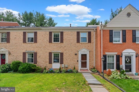 Townhouse For Rent - 16 Cornerwood Court<br/> Montgomery County, GAITHERSBURG, MD 20878