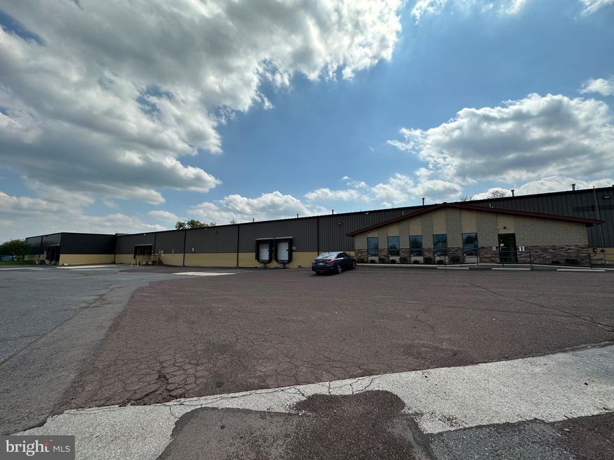 For more than 25 years, 5 Iron Bridge Drive was home to Valley Forge Containers, a producer of containerboard and corrugated packaging. This 61,000 SF steel building was first constructed in 1987 by Gorski Engineering with the final expansion in 1992. The property sits on +/- 3.49 acres and consists of   2,500 SF of office, 6 docks, 2 drive-in doors, 277/480V 1,000 Amp 3 Phase power, 17-19’ clear ceilings, 25’x50’ column spacing and is fully sprinklered. If necessary, the building could easily be divided into 2 or 3 units.

Great location in Perkiomen Township, Montgomery County with quick access to Routes 76, 476, 276, 422, 202 and 73. Just 15-20 minutes to the Lansdale, King of Prussia and Malvern turnpike interchanges. Plenty of good restaurants, shops and hotels nearby. Call for additional information and a copy of the building plans.
