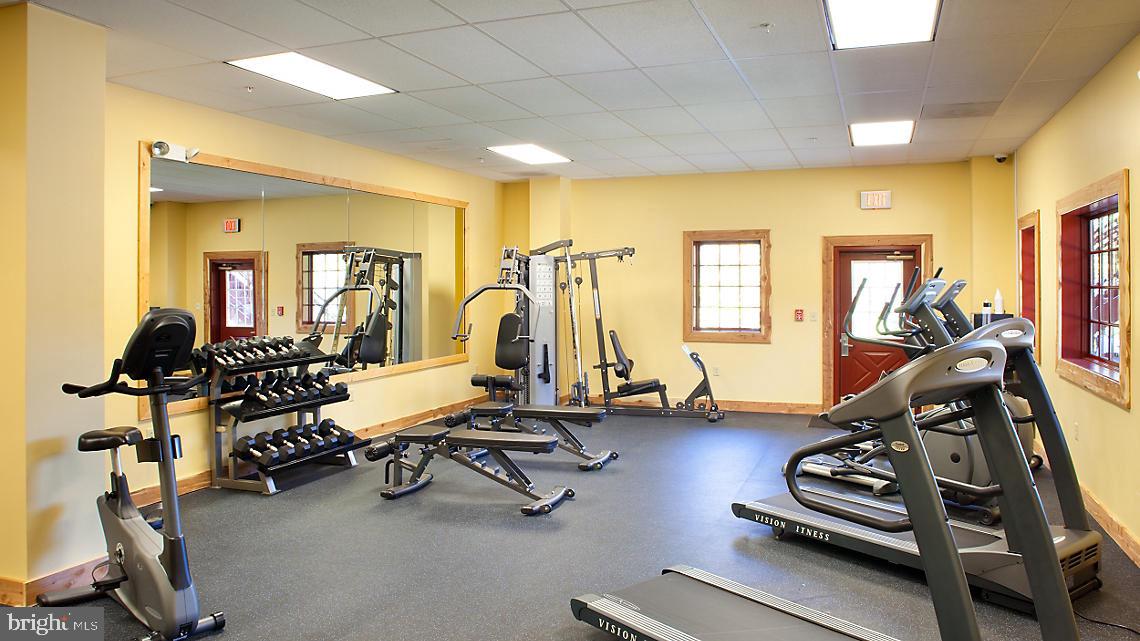 SHENANDOAH CROSSING - Land