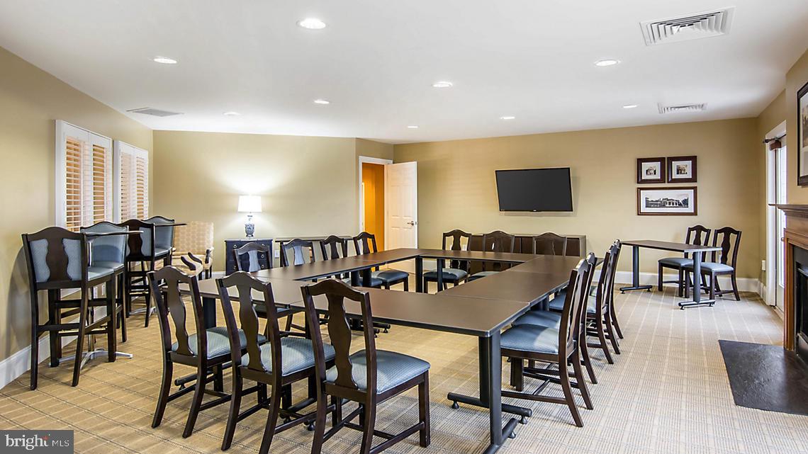 SHENANDOAH CROSSING - Land