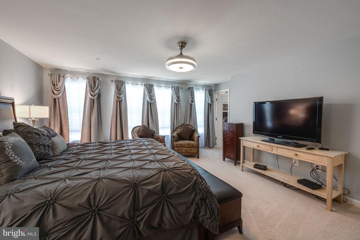 PARKSIDE AT WESTPHALIA - Residential