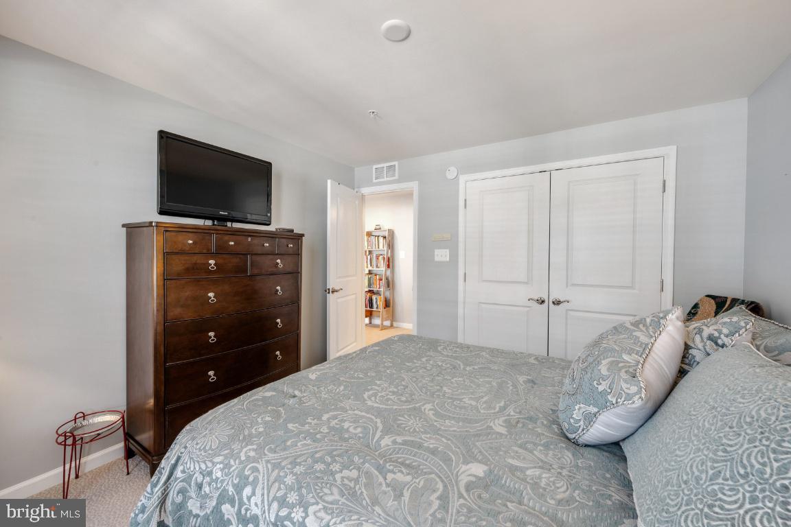 PARKSIDE AT WESTPHALIA - Residential