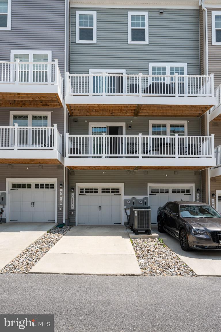 PARKSIDE AT WESTPHALIA - Residential